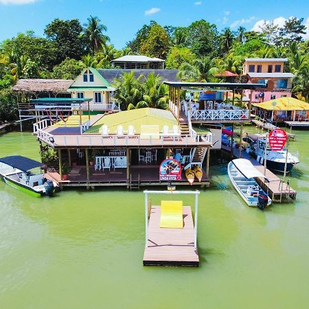 Hotel Linda Vista Rio Dulce Town Esterno foto