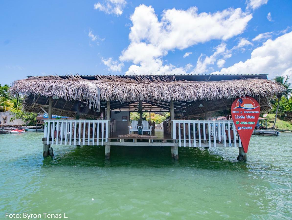 Hotel Linda Vista Rio Dulce Town Esterno foto