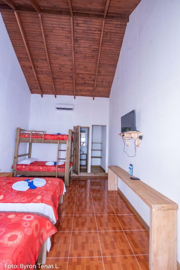 Hotel Linda Vista Rio Dulce Town Esterno foto
