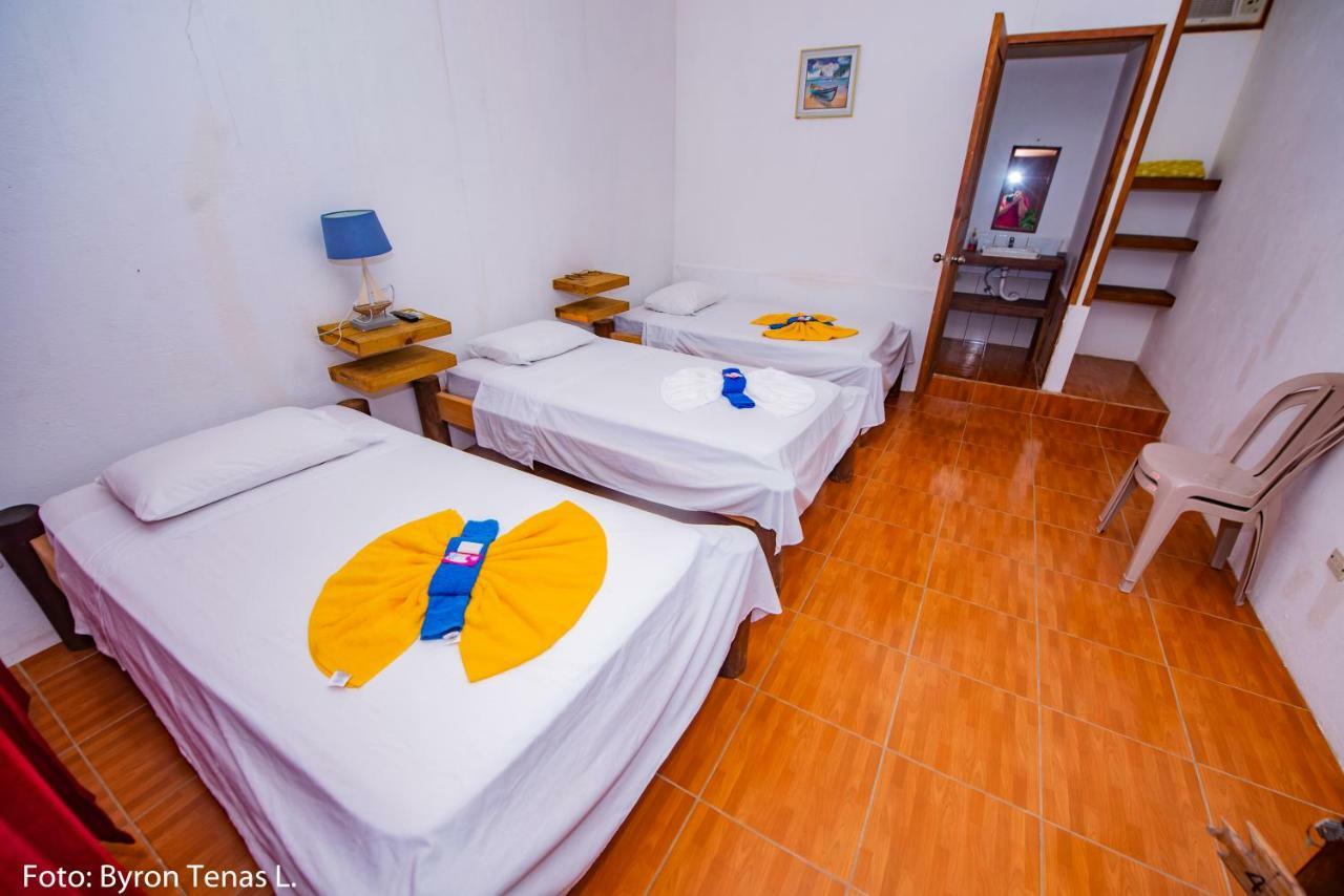 Hotel Linda Vista Rio Dulce Town Esterno foto